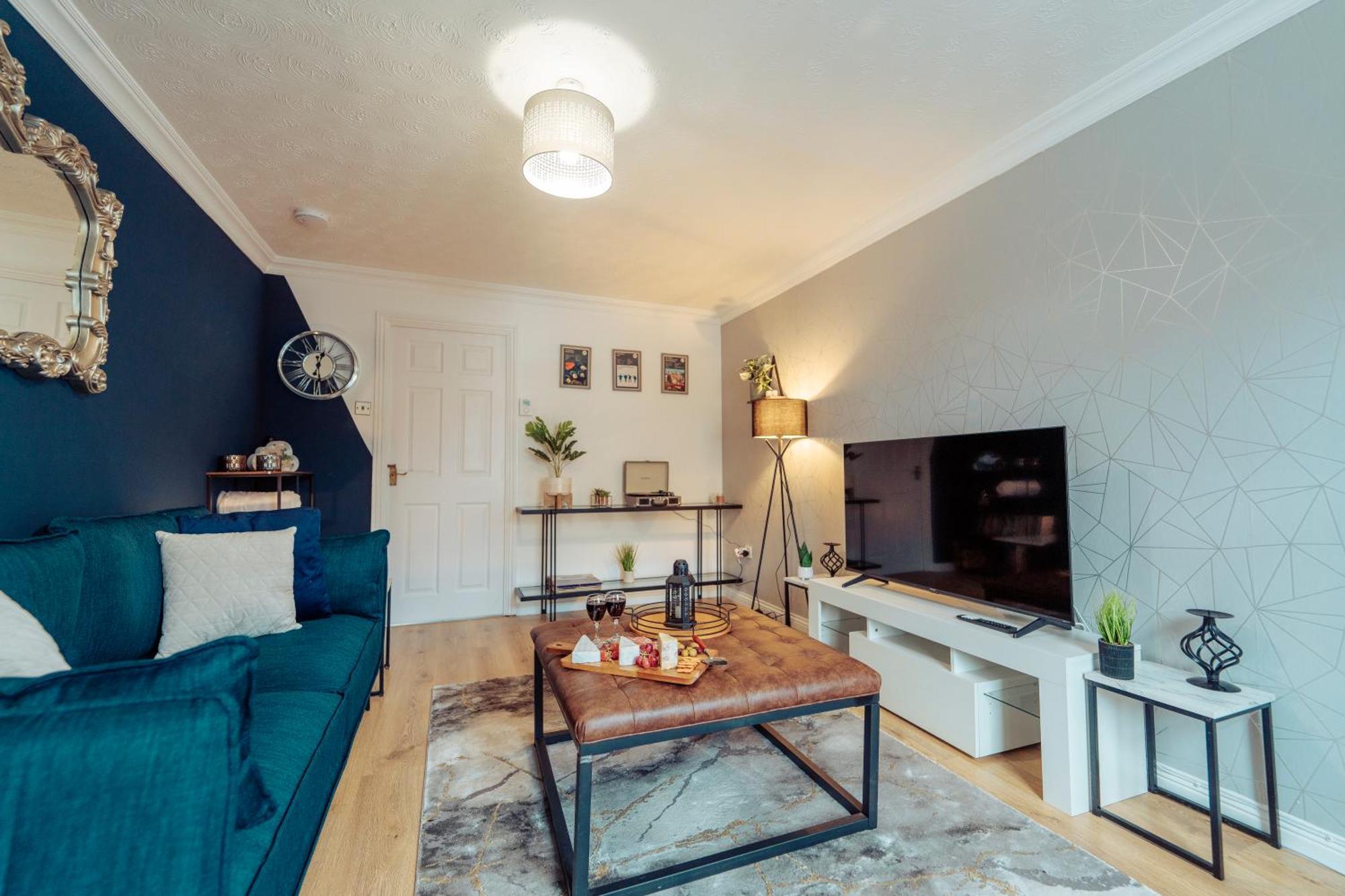 2 Bedroom Peaceful Home, Colchester Mile End Exteriör bild